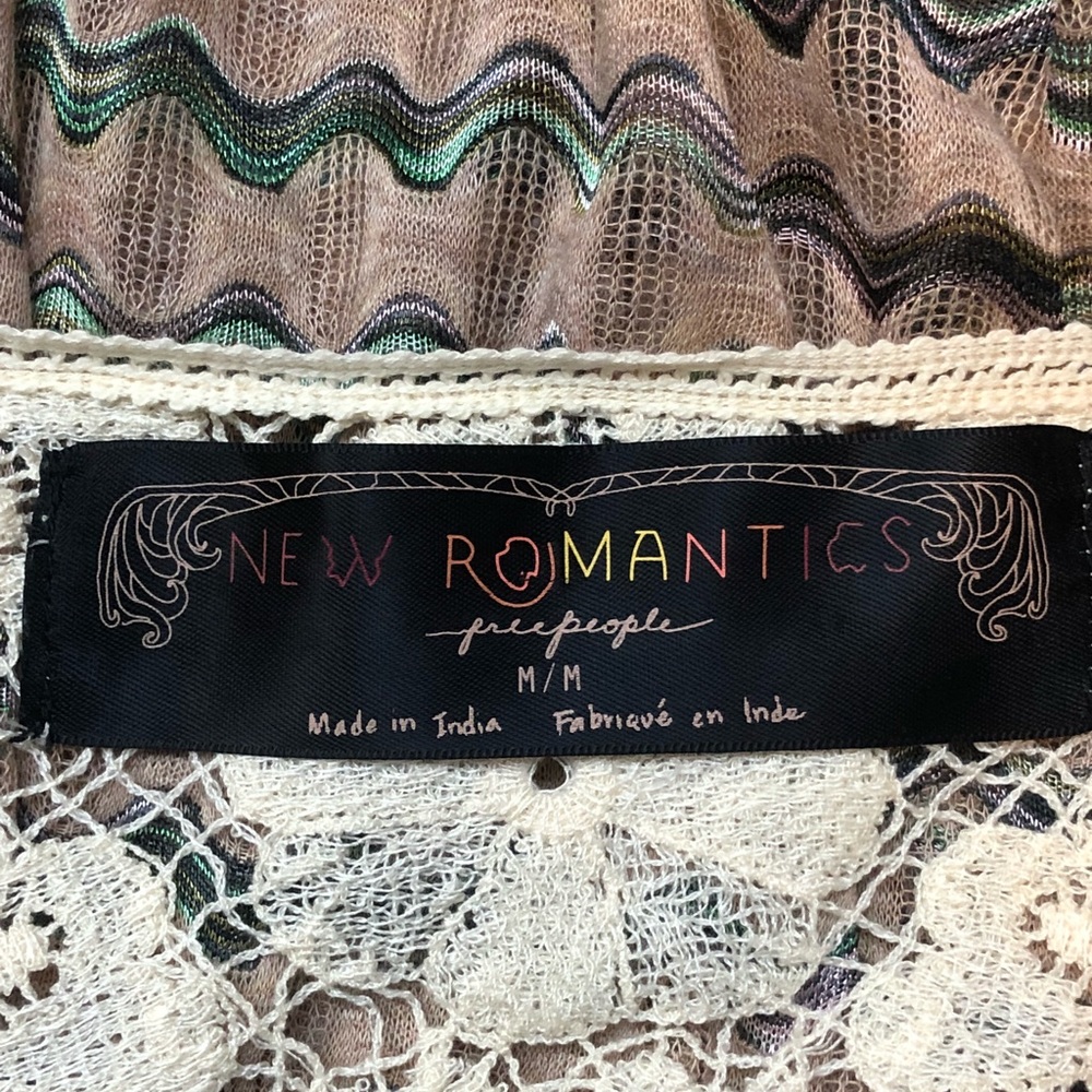 NEW ROMANTICS Free People beaded knit crochet top - Picture 5 of 6